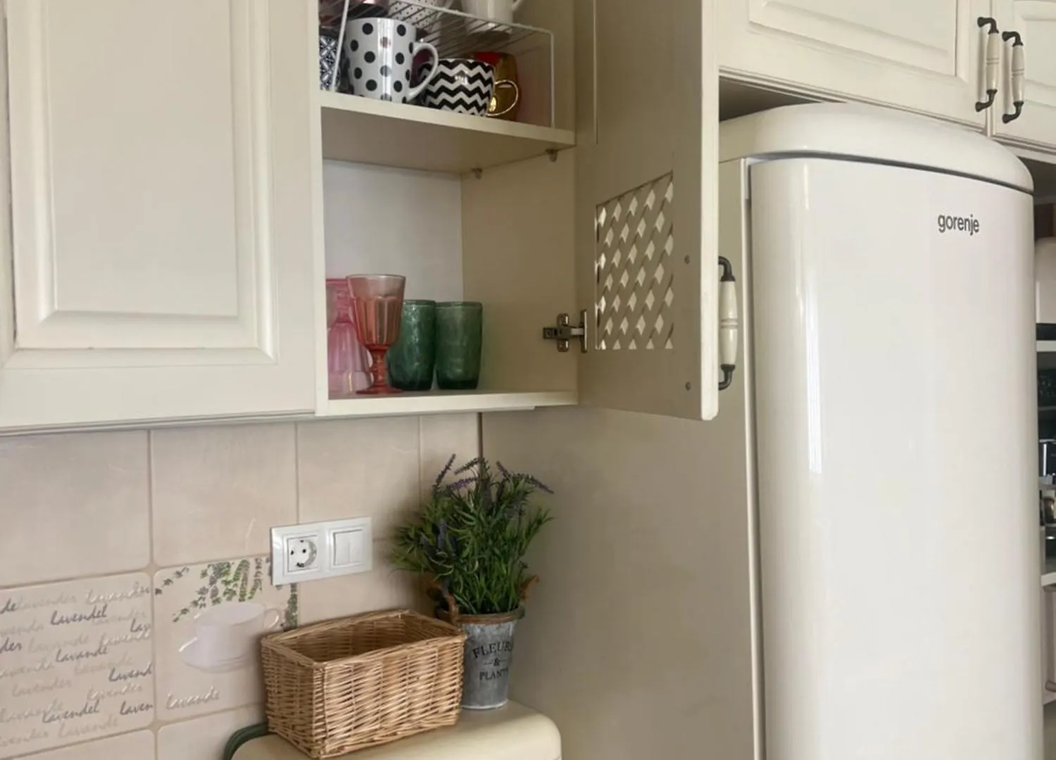 Shabby Chic Home Varna Apartment